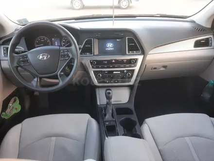 Hyundai Sonata 2015 года за 5 350 000 тг. в Уральск – фото 8