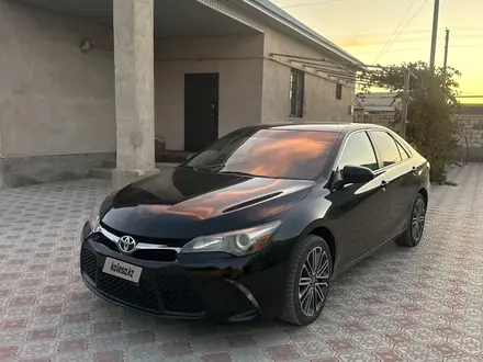 Toyota Camry 2017 года за 8 500 000 тг. в Актау – фото 5