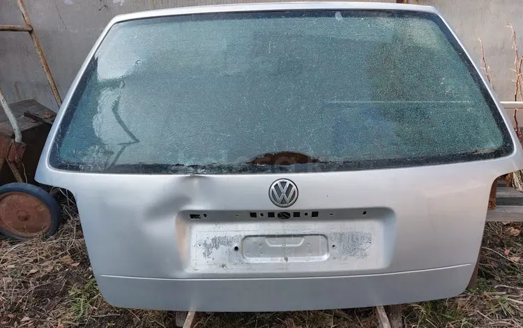 Задняя дверь багажника от Volkswagen Passat b5 универсал за 10 000 тг. в Алматы