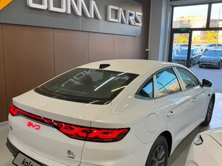 BYD Qin L DM-i Leading 2025 года за 10 300 000 тг. в Алматы – фото 6