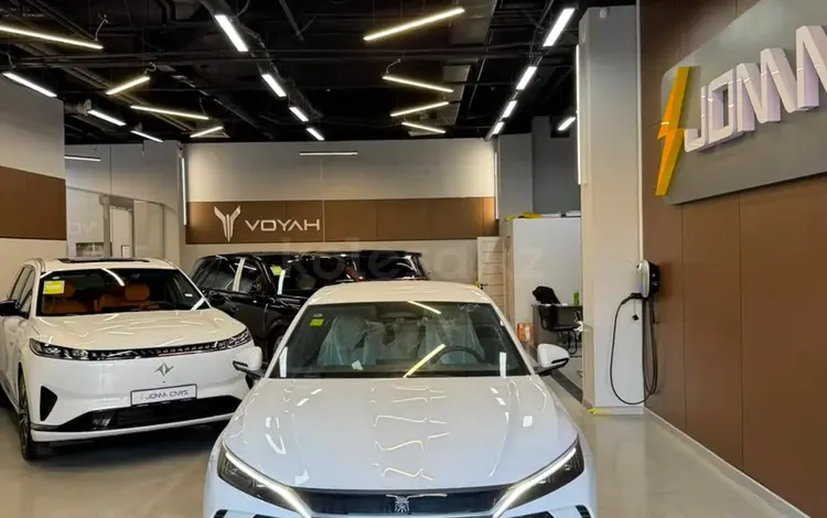 BYD Qin L DM-i Leading 2025 года за 10 300 000 тг. в Алматы
