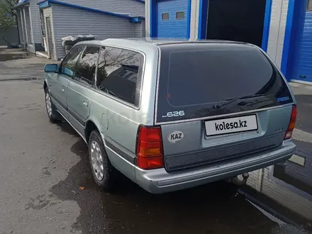 Mazda 626 1989 года за 2 350 000 тг. в Усть-Каменогорск – фото 5