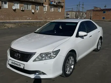 Toyota Camry 2013 года за 9 000 000 тг. в Атырау – фото 12