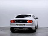 Ford Mustang 2016 года за 13 300 000 тг. в Алматы – фото 4