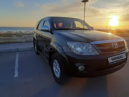 Toyota Fortuner 2006 года за 8 500 000 тг. в Актау – фото 38