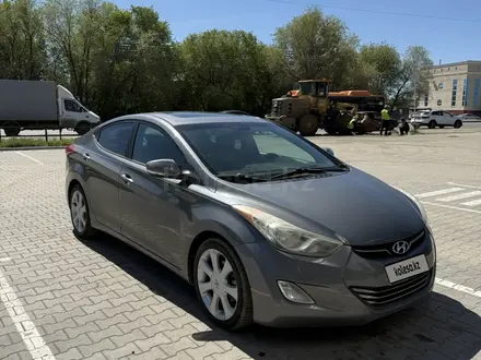 Hyundai Elantra 2013 года за 3 500 000 тг. в Актобе – фото 2