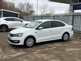 Volkswagen Polo 2018 годаүшін6 850 000 тг. в Уральск – фото 3