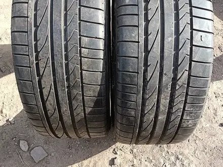 Шины 235/45 R17 — "Bridgestone Potenza RE050A" (Польша), летние за 60 000 тг. в Астана