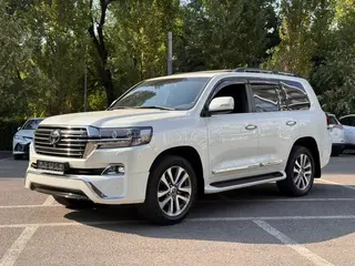 Toyota Land Cruiser Premium+