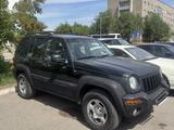 Jeep Liberty 2003 года за 4 500 000 тг. в Астана