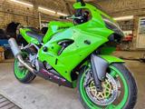 Kawasaki  ZX9R 2001 годаfor2 000 000 тг. в Петропавловск