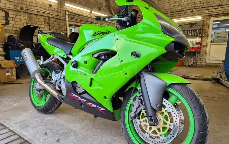 Kawasaki  ZX9R 2001 года за 2 000 000 тг. в Петропавловск