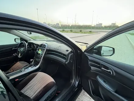 Chevrolet Malibu 2014 года за 6 000 000 тг. в Астана – фото 12