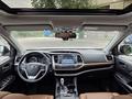 Toyota Highlander 2018 годаүшін22 700 000 тг. в Алматы – фото 25