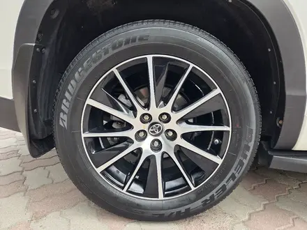 Toyota Highlander 2018 года за 22 700 000 тг. в Алматы – фото 32