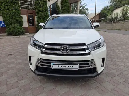 Toyota Highlander 2018 года за 22 700 000 тг. в Алматы – фото 8