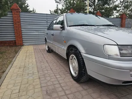Volkswagen Passat 1996 года за 2 780 000 тг. в Костанай – фото 2