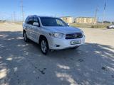 Toyota Highlander 2010 года за 10 500 000 тг. в Актобе