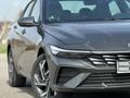 Hyundai Elantra 2023 года за 12 190 000 тг. в Тараз – фото 2