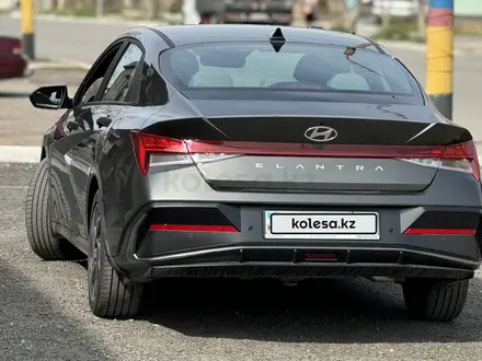 Hyundai Elantra 2023 года за 12 190 000 тг. в Тараз – фото 62