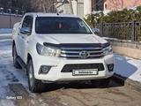 Toyota Hilux 2016 года за 14 000 000 тг. в Алматы – фото 2