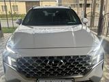 Hyundai Santa Fe 2021 года за 18 400 000 тг. в Шымкент