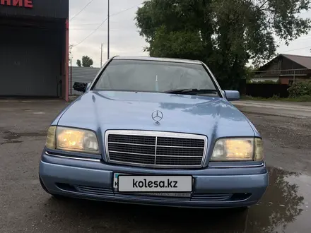 Mercedes-Benz C 220 1995 года за 2 100 000 тг. в Алматы – фото 4