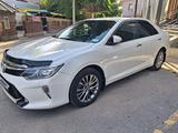 Toyota Camry 2017 годаүшін12 000 000 тг. в Шымкент – фото 2