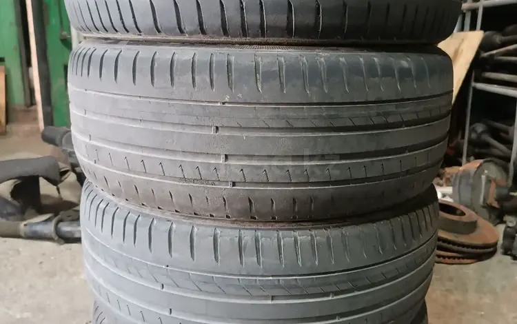 Комплект летней резины 225/45 r18 Pirelli свежедоставлена с Японииүшін55 000 тг. в Алматы