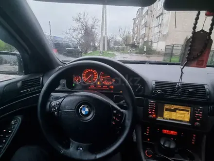 BMW 530 2001 года за 4 500 000 тг. в Алматы – фото 13