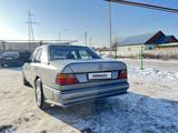 Mercedes-Benz E 230 1990 годаfor1 050 000 тг. в Алматы – фото 2