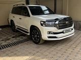 Toyota Land Cruiser 2018 годаfor41 000 000 тг. в Алматы – фото 2