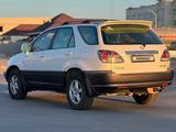 Lexus RX 300 2001 года за 5 500 000 тг. в Актау – фото 3