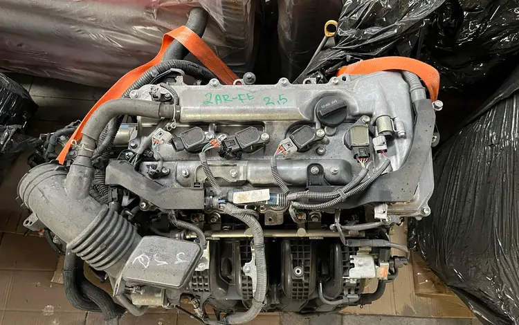 Двигатель Toyota Camry 2.5 2ar-fe за 10 000 тг. в Алматы