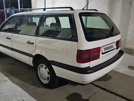 Volkswagen Passat 1995 года за 2 600 000 тг. в Кызылорда – фото 16