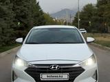 Hyundai Elantra 2019 года за 6 900 000 тг. в Алматы