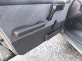 Mazda 323 1992 годаүшін2 100 000 тг. в Шымкент – фото 3