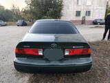 Toyota Camry 2000 годаүшін4 000 000 тг. в Семей – фото 3