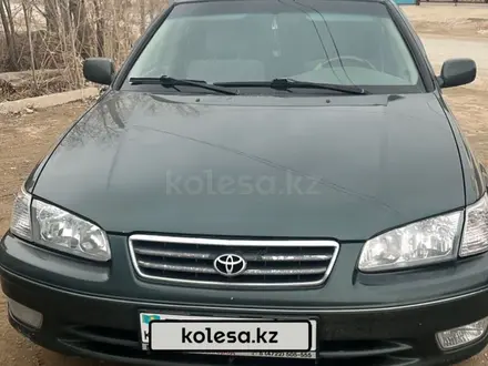 Toyota Camry 2001 года за 4 500 000 тг. в Байконыр