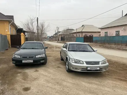 Toyota Camry 2001 года за 4 500 000 тг. в Байконыр – фото 3