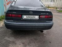 Toyota Camry 1998 годаfor2 800 000 тг. в Алматы