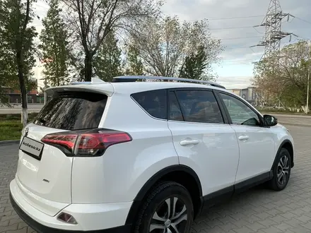 Toyota RAV4 2015 года за 10 000 000 тг. в Актобе – фото 6