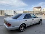 Mercedes-Benz E 320 1997 годаfor3 000 000 тг. в Жанаозен – фото 3