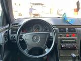 Mercedes-Benz E 320 1997 годаfor3 000 000 тг. в Жанаозен – фото 5