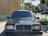 Mercedes-Benz E 200 1992 года за 1 550 000 тг. в Туркестан – фото 4