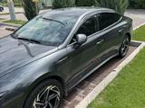 Hyundai Sonata 2025 года за 15 350 000 тг. в Алматы – фото 3