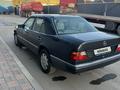 Mercedes-Benz E 220 1990 года за 2 000 000 тг. в Алматы – фото 2
