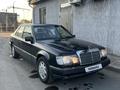 Mercedes-Benz E 220 1990 года за 2 000 000 тг. в Алматы