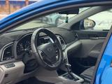 Hyundai Elantra 2017 годаfor6 500 000 тг. в Атырау – фото 4