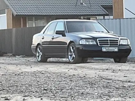 Mercedes-Benz C 200 1993 года за 1 850 000 тг. в Астана – фото 7